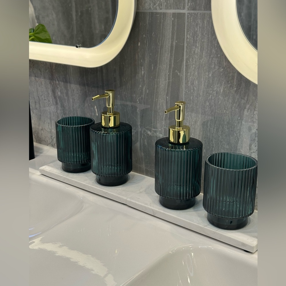 Green Glass Toothbrush Cup